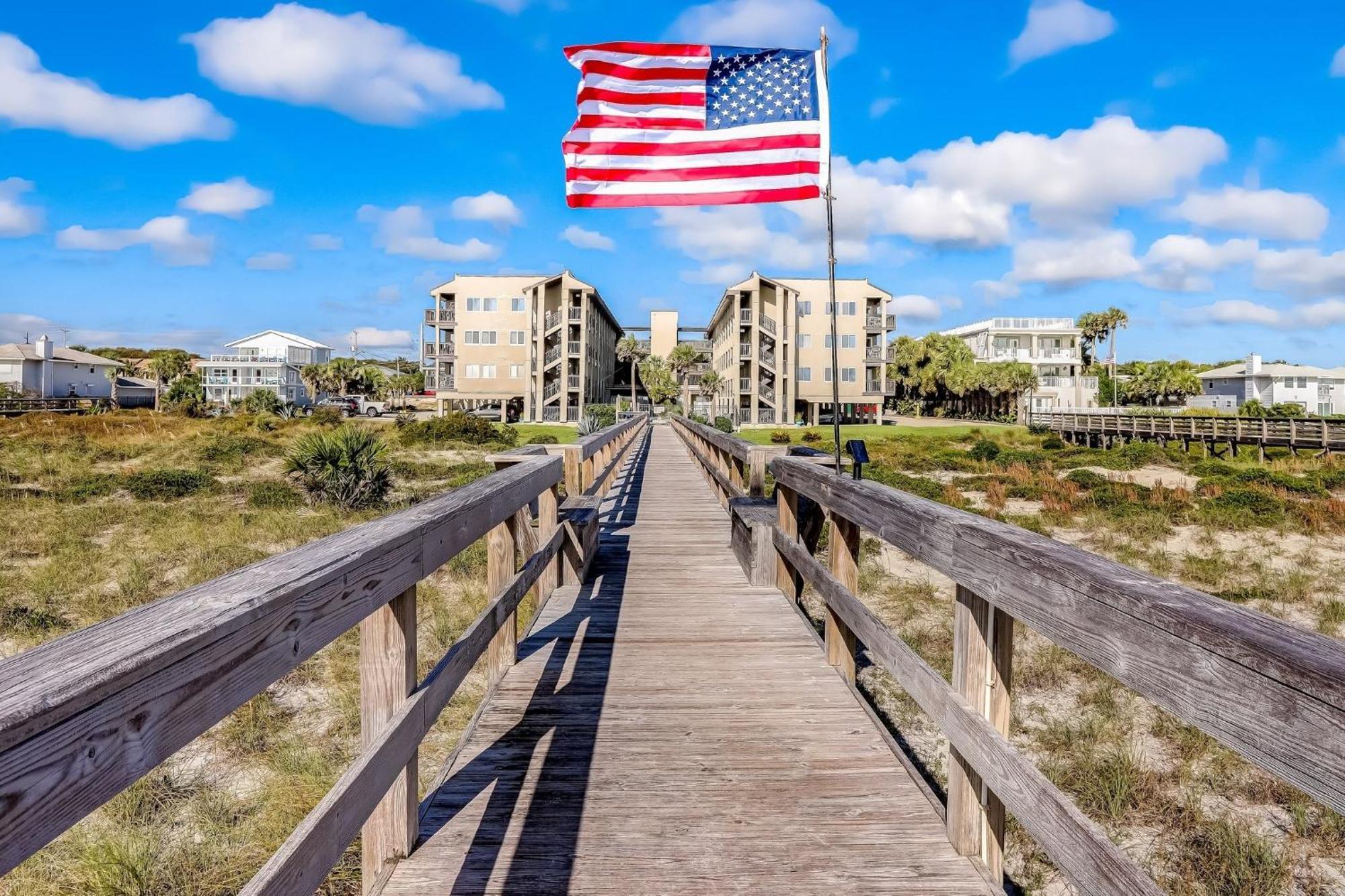 Beach Steps Away Condo フェルナンディーナ・ビーチ エクステリア 写真